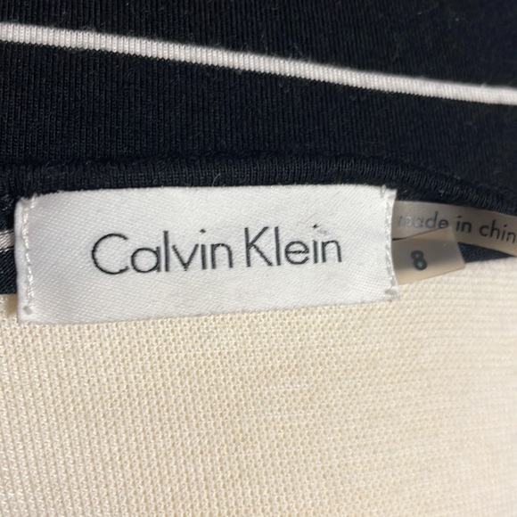 Calvin Klein Stripe Dress. Size 8 - Picture 4 of 4